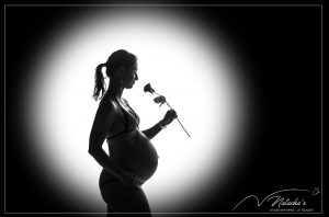 Photos de grossesse en contre jour