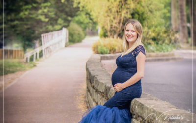 Photographe femme enceinte en studio et en extérieur proche de Paris