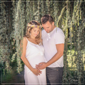 Photographe femme enceinte extérieur et studio dans le Val de Marne