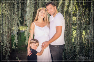 Photographe femme enceinte extérieur et studio dans le Val de Marne
