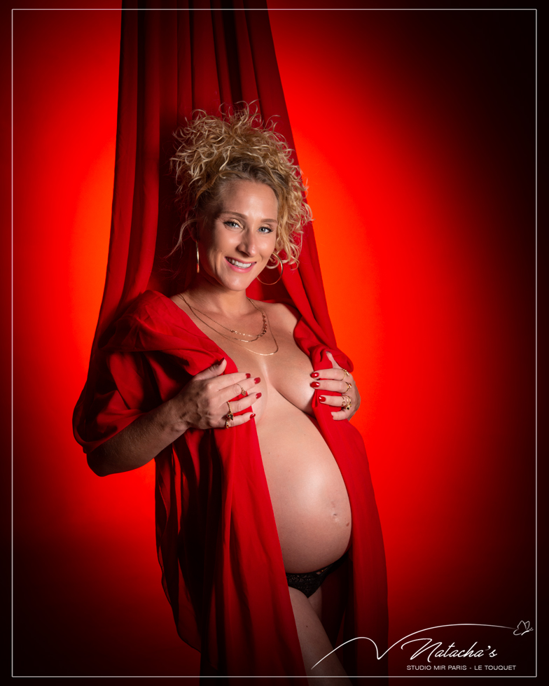 Photographe future maman en Studio dans le Val de Marne