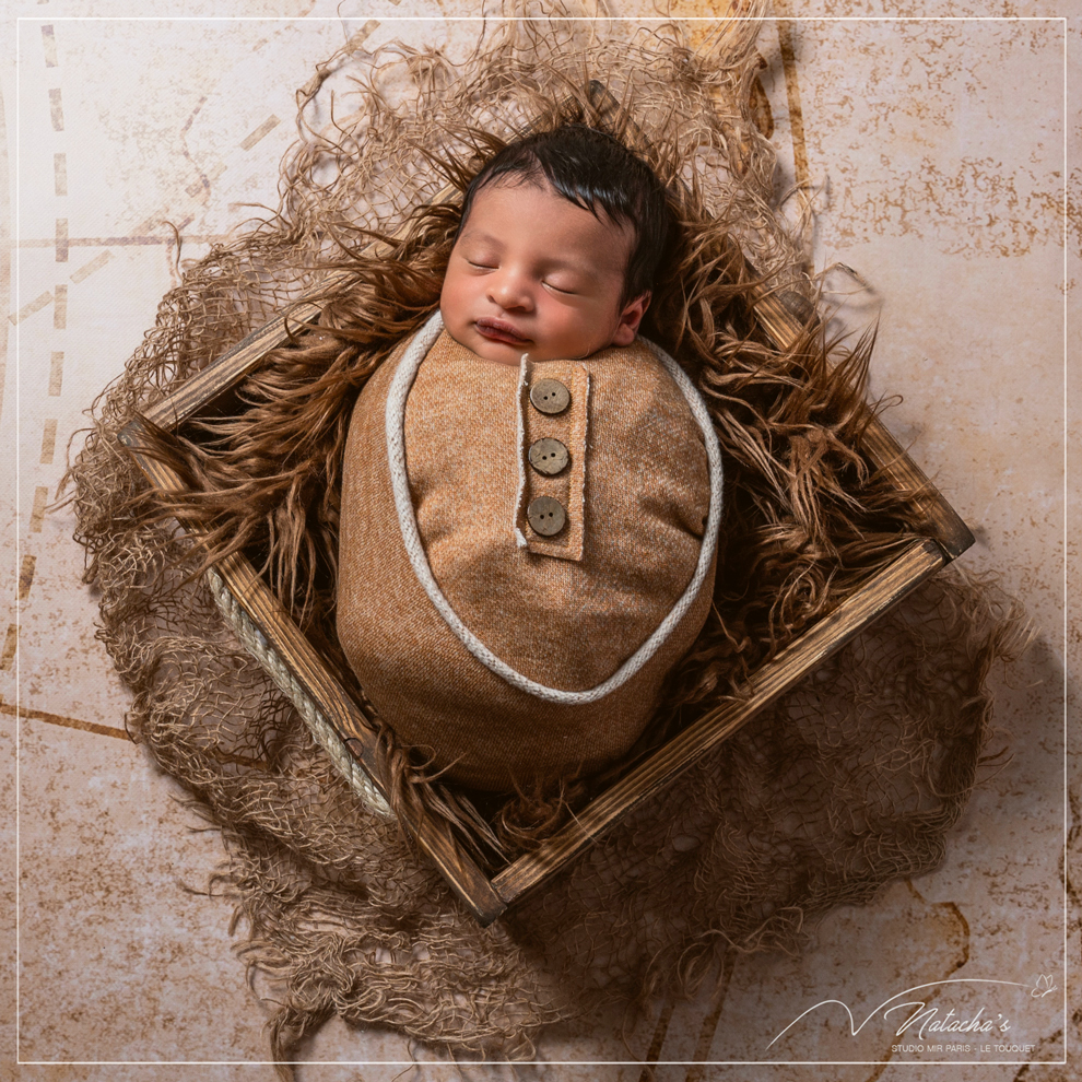 Photographe bébé naissance à Saint Maur des Fossés