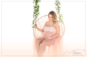 Photographe Grossesse : photos romantiques dans le Val de Marne