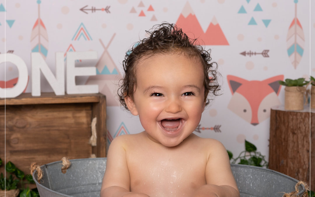 Photographe bébé : bain Smash The Cake dans le Val de Marne