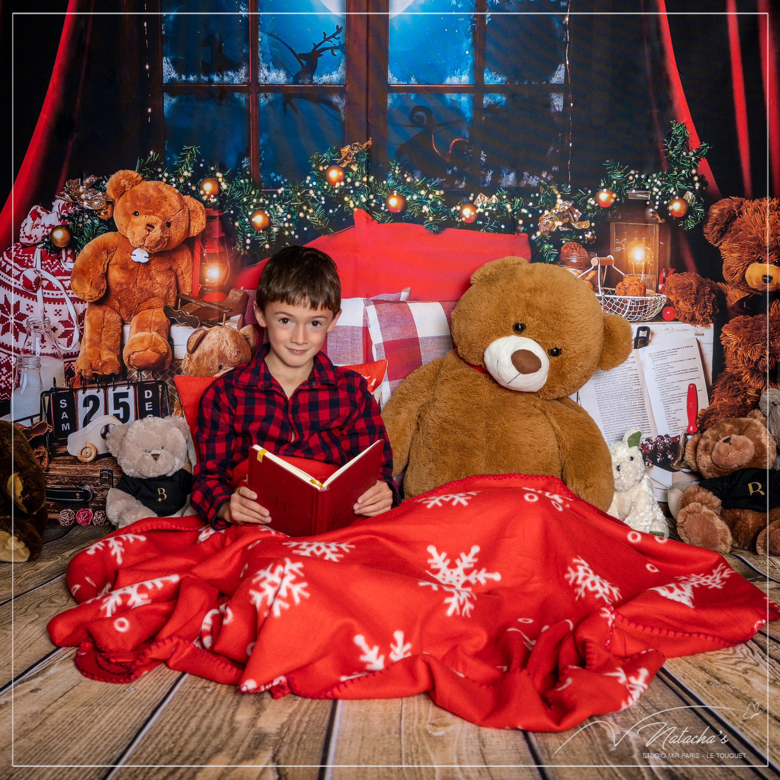 Seance-photos-decors-noel-ile-de-france-Studio-Mir Shooting photos Noël en Studio dans le Val de Marne