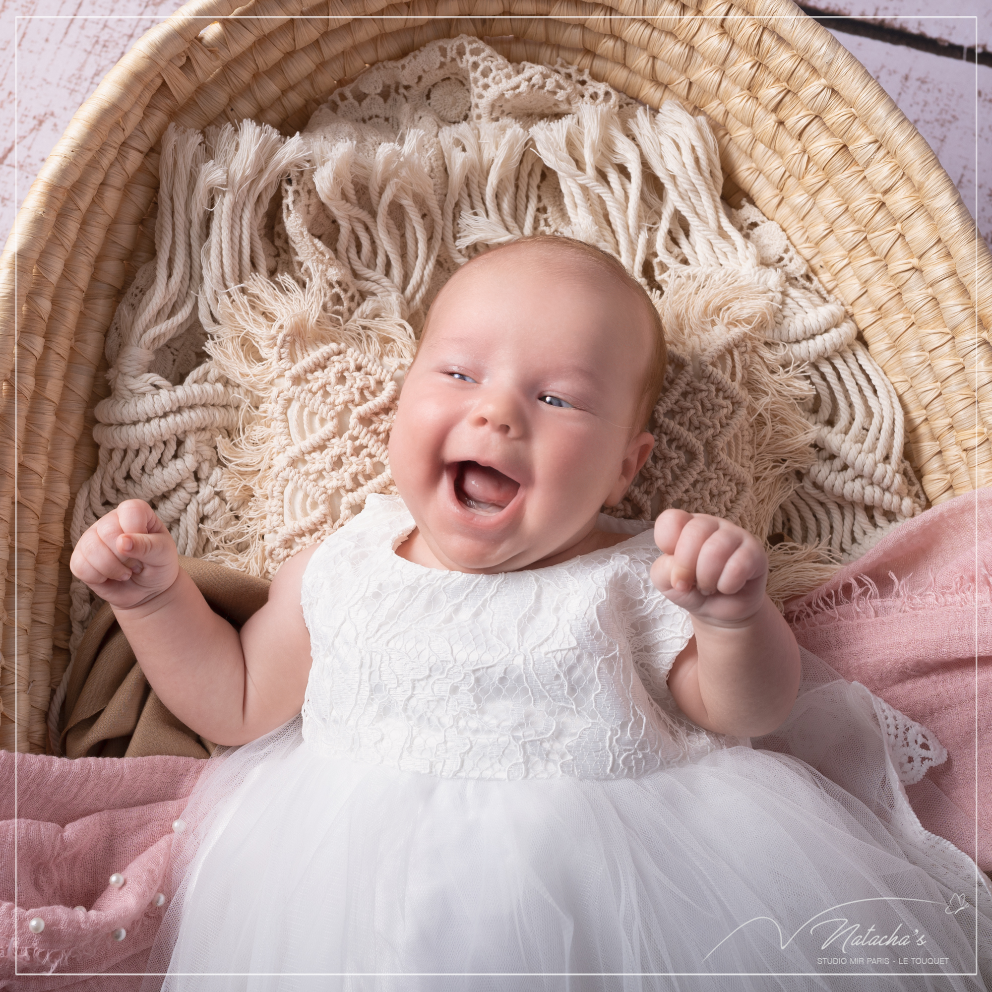 Shooting photo bébé d'1 mois au Studio Mir baby dans le 94