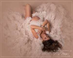 Prêt de robes lors de votre shooting Grossesse près de Paris (75) - photographe femme enceinte dans le Val de Marne