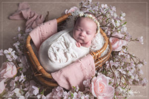 Séance Naissance collection Amour en studio photo en IDF