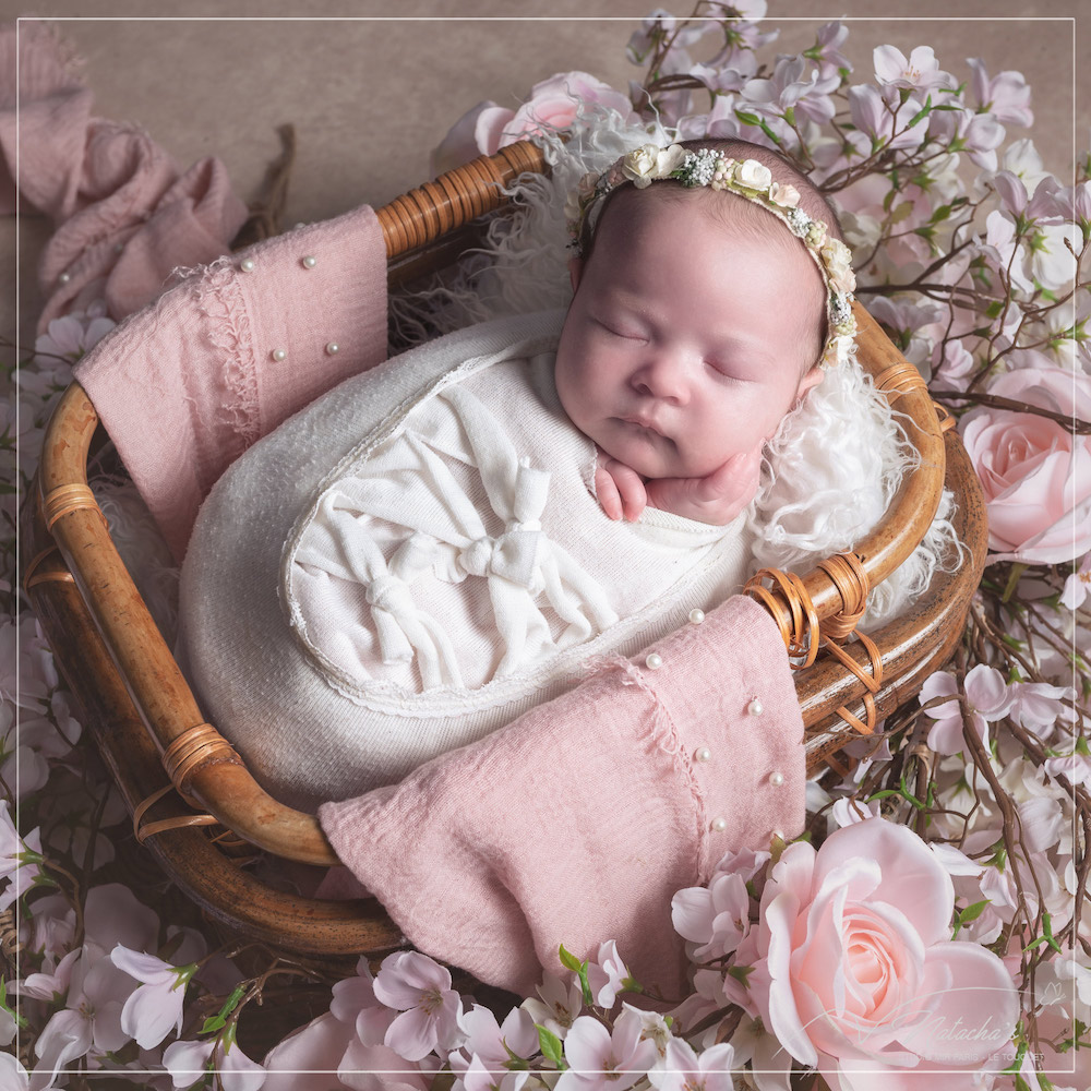 Séance Naissance collection Amour en studio photo en IDF