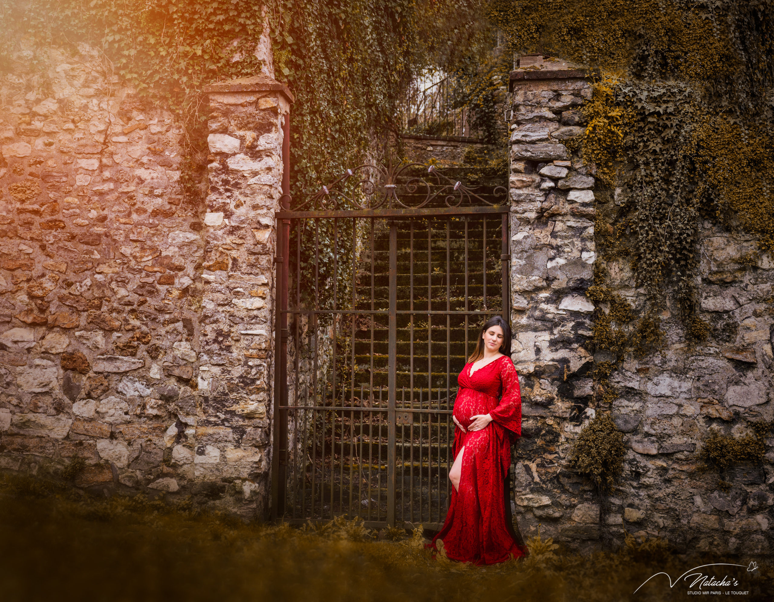 Shooting photo grossesse en extérieur en automne dans le Val de Marne