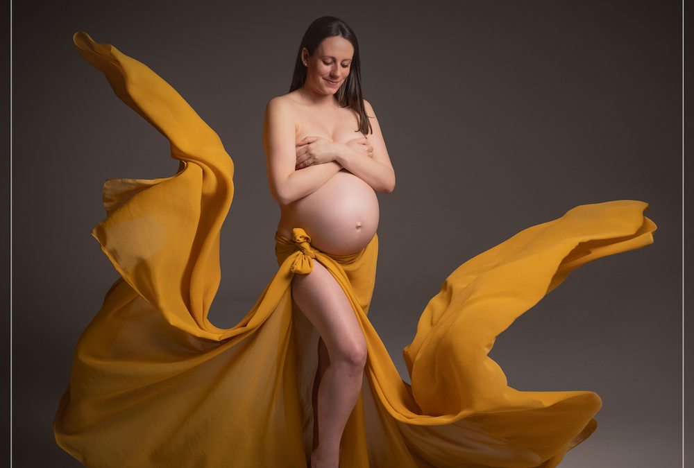 Shooting photo grossesse avec voilage au Touquet dans le Pas-de-Calais