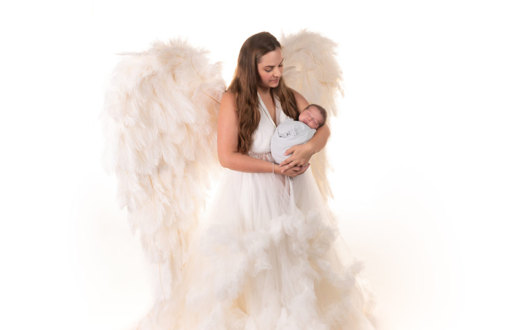 Shooting naissance avec ailes en Ile-de-France